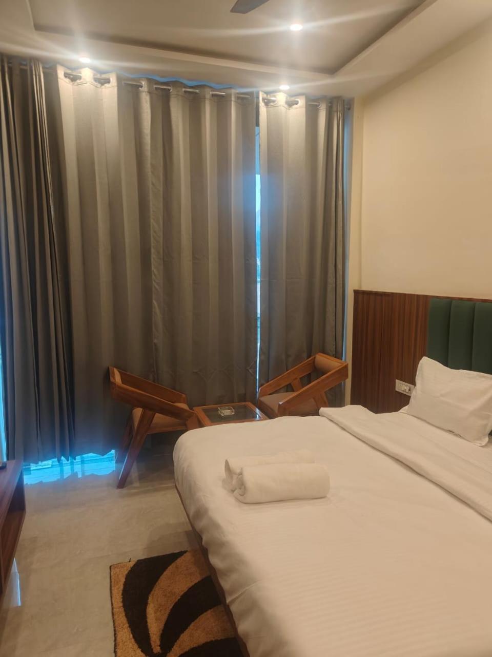 Aroma Resort Rishīkesh Exterior foto